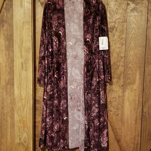 Medium Lularoe Sarah